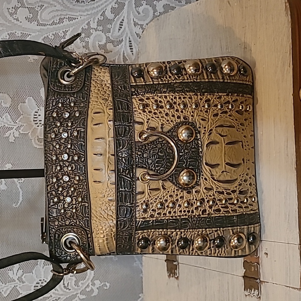 Crocodile Embossed Leather Crossbody Bag Womens - Picture 2 of 5